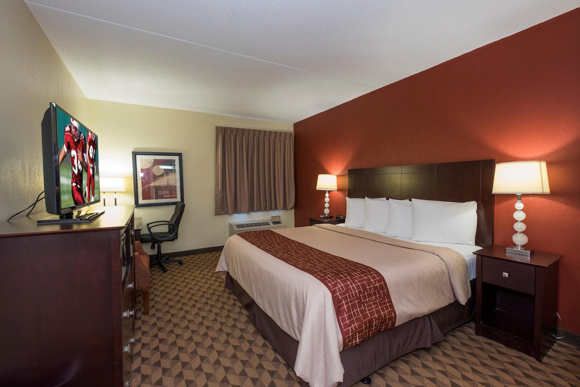 Red Roof Inn & Suites Cincinnati North-Мейсън Екстериор снимка